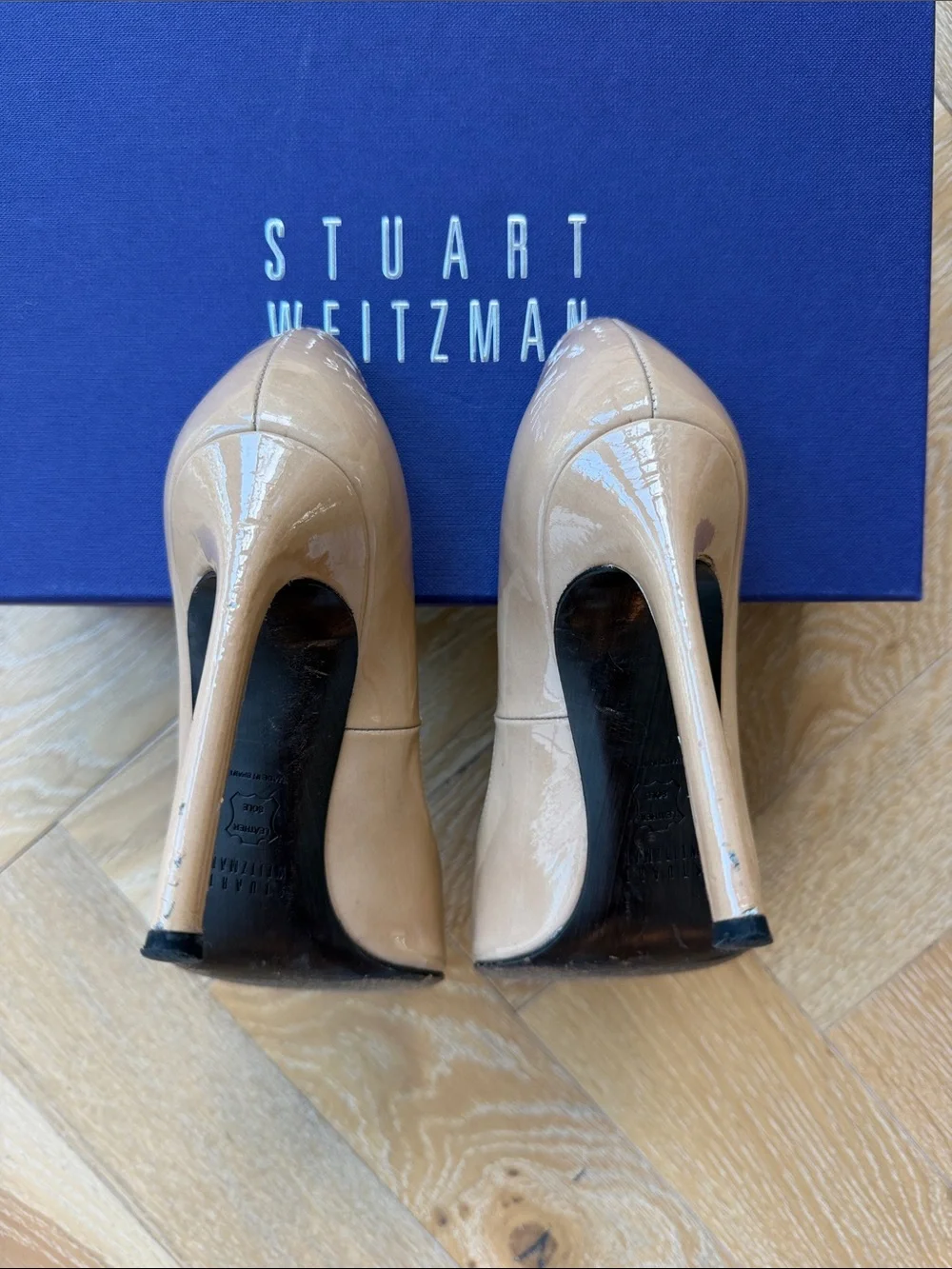 Stuart Weitzman Beige Patent Leather Pointed Toe Pumps